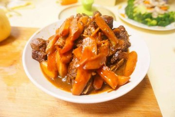 牛肉炖胡萝卜
