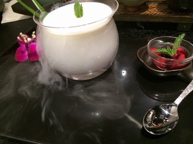 夏尔的酸奶