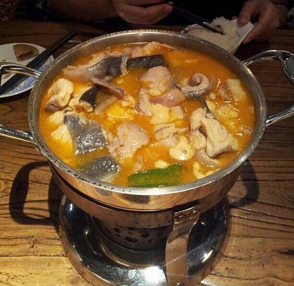 版纳野果酸汤鱼