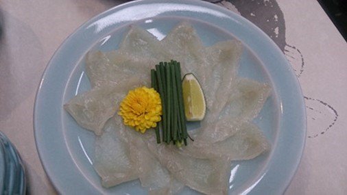 河豚鱼刺身