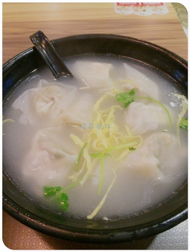 荠菜大馄饨
