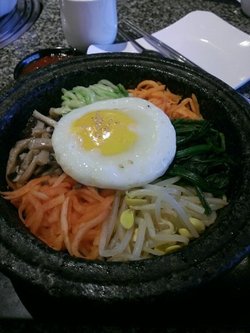 石锅拌饭