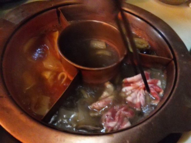 锅底