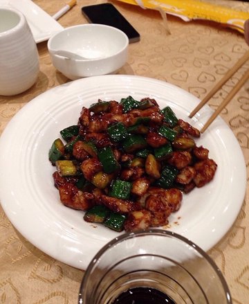 桃仁酱爆鸡丁