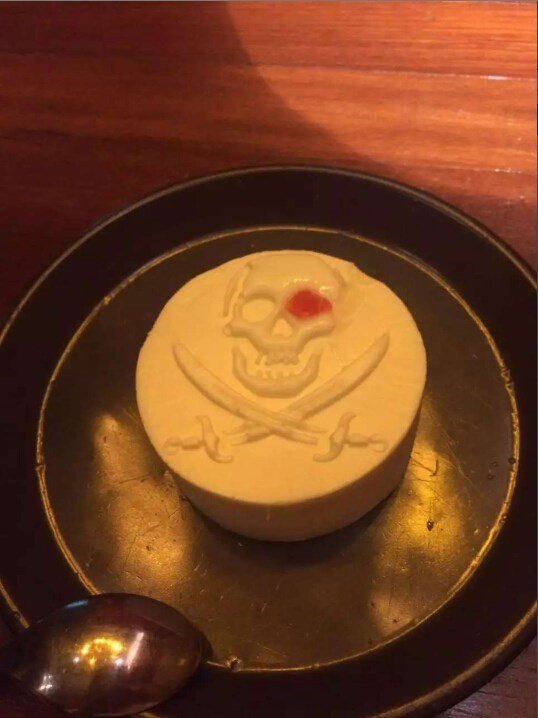 白胡子芝士蛋糕