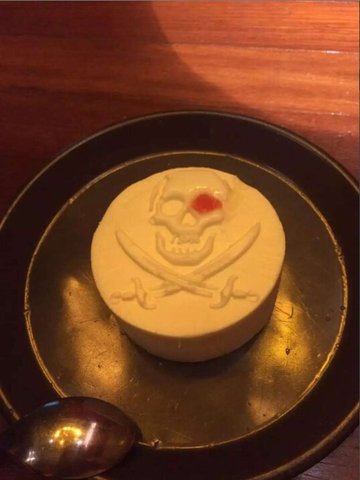 白胡子芝士蛋糕