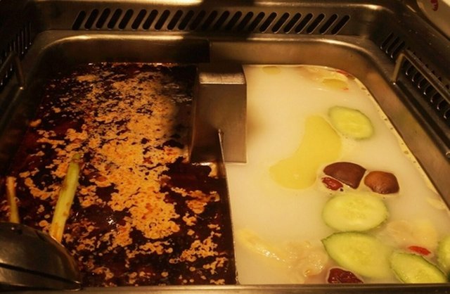 锅底