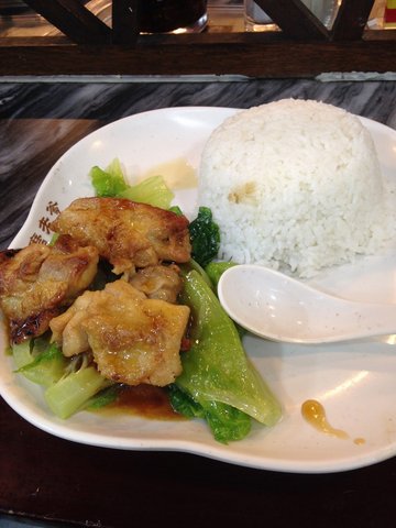 鲍汁鸡扒饭