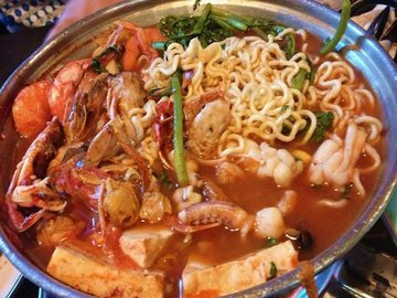 海鲜部队火锅