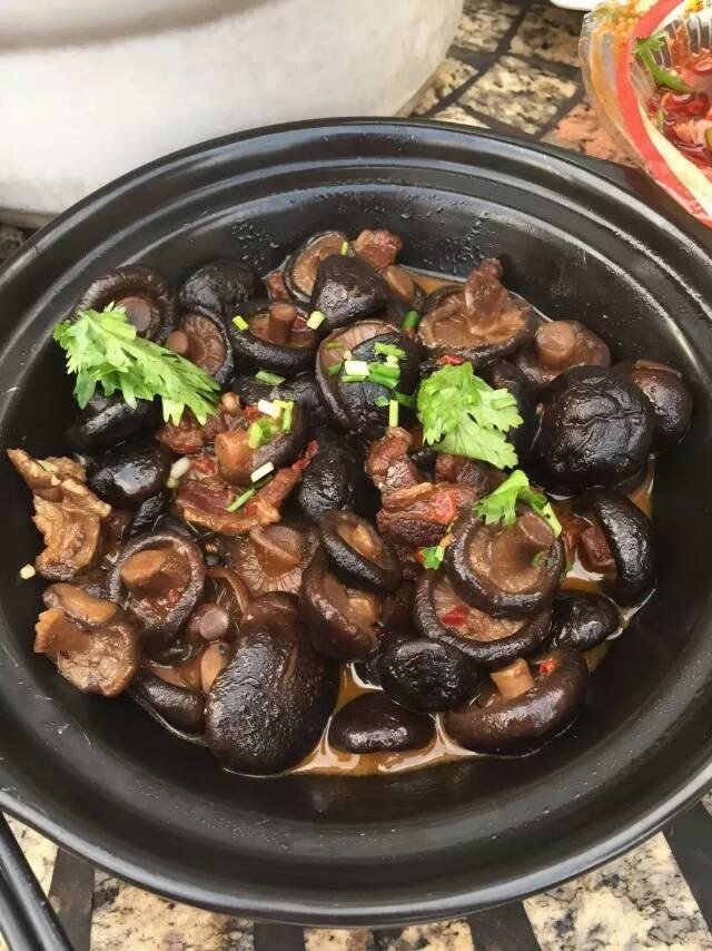 香菇炖肉