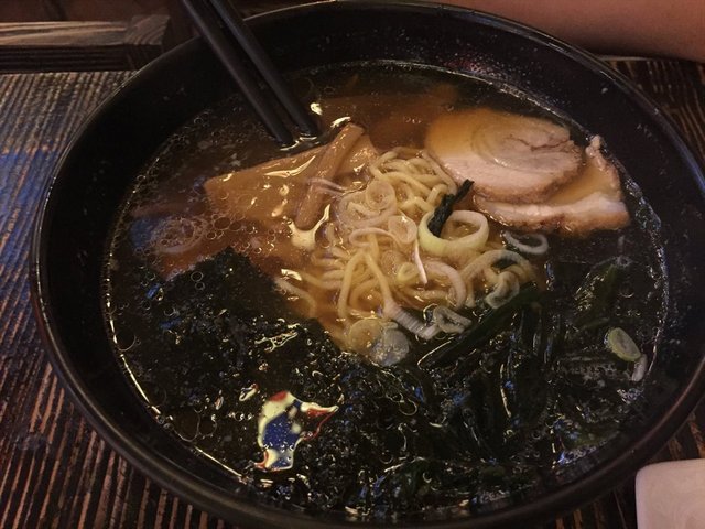酱油拉面