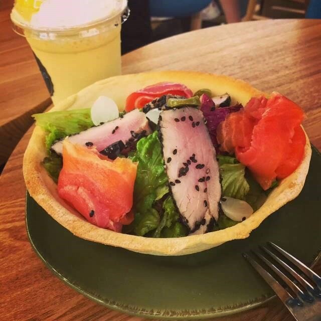 火腿牛肉色拉
