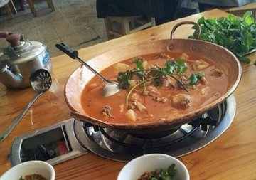 腊排骨火锅