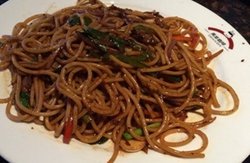 黑椒牛肉炒意粉