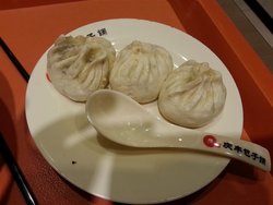 香菇菜心包子