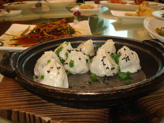 拇指生煎包