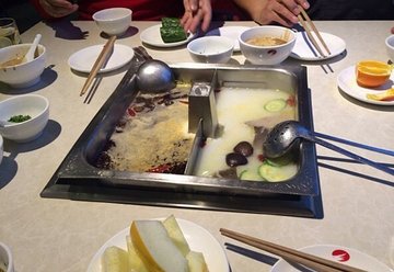 麻辣骨汤鸳鸯锅