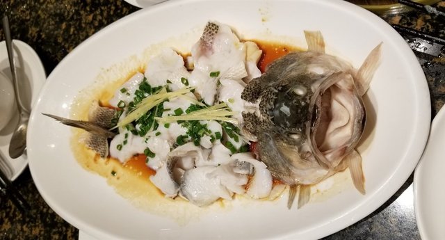 葱油鱸魚