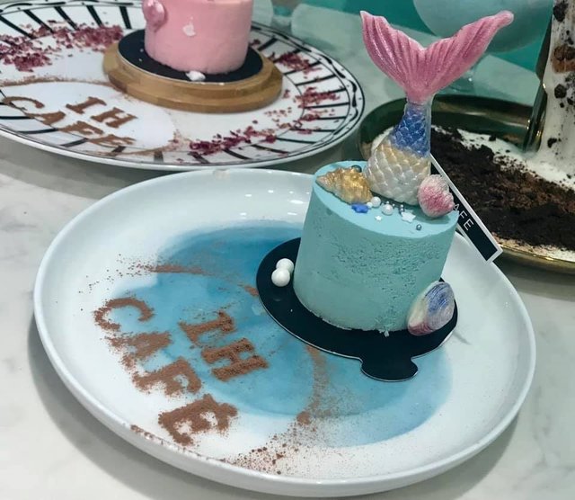 海藍慕絲蛋糕