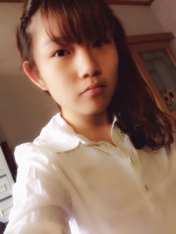 安果果爱漂亮