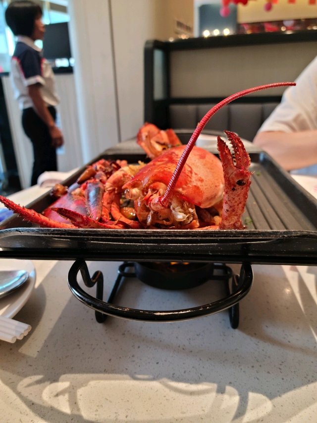 燒係惹味，亦因為新鮮所以痴殼，不過佢一路heat住食好正