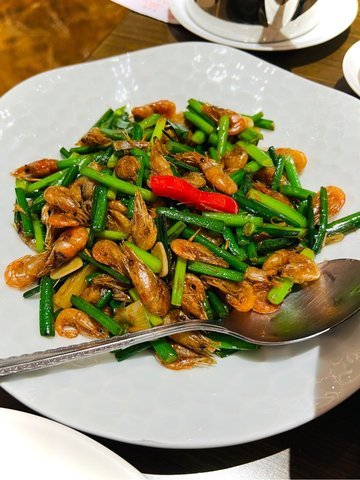 韮菜花炒河虾