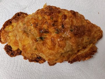 烟熏培根芝士可頌 18.9元