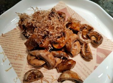 蘑菇炒牛舌 (例)