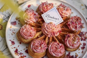 覆盆子玫瑰忌廉华夫