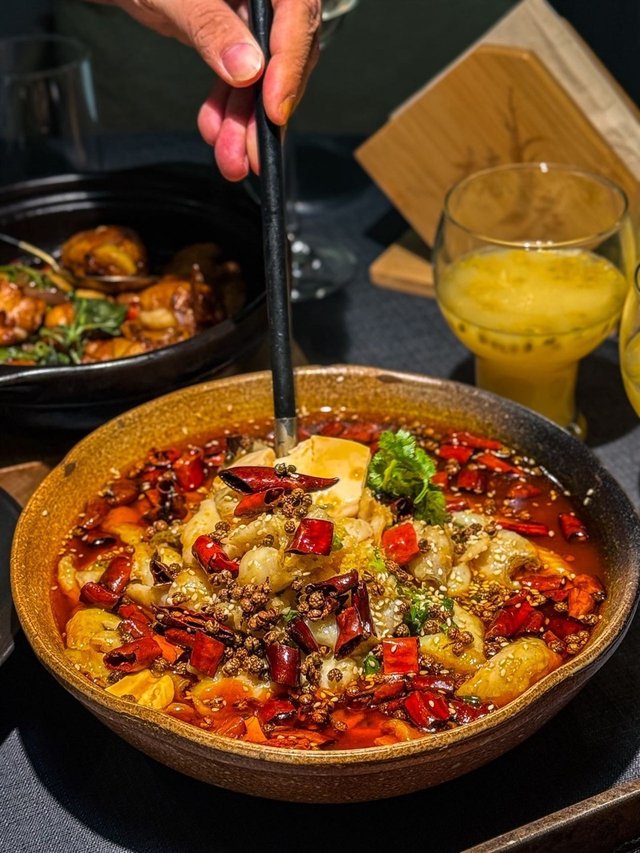 深圳觅食新据点！人均200+食到黑珍珠级川味fusion